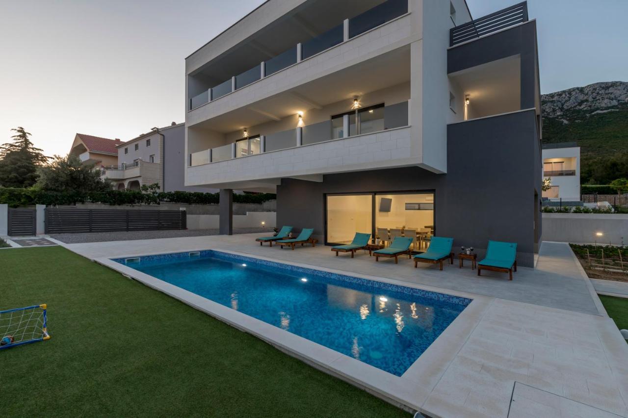 Luxury Villa La Nonna Ana - Heated Pool, Sea View, Near Split Kastela Exterior photo