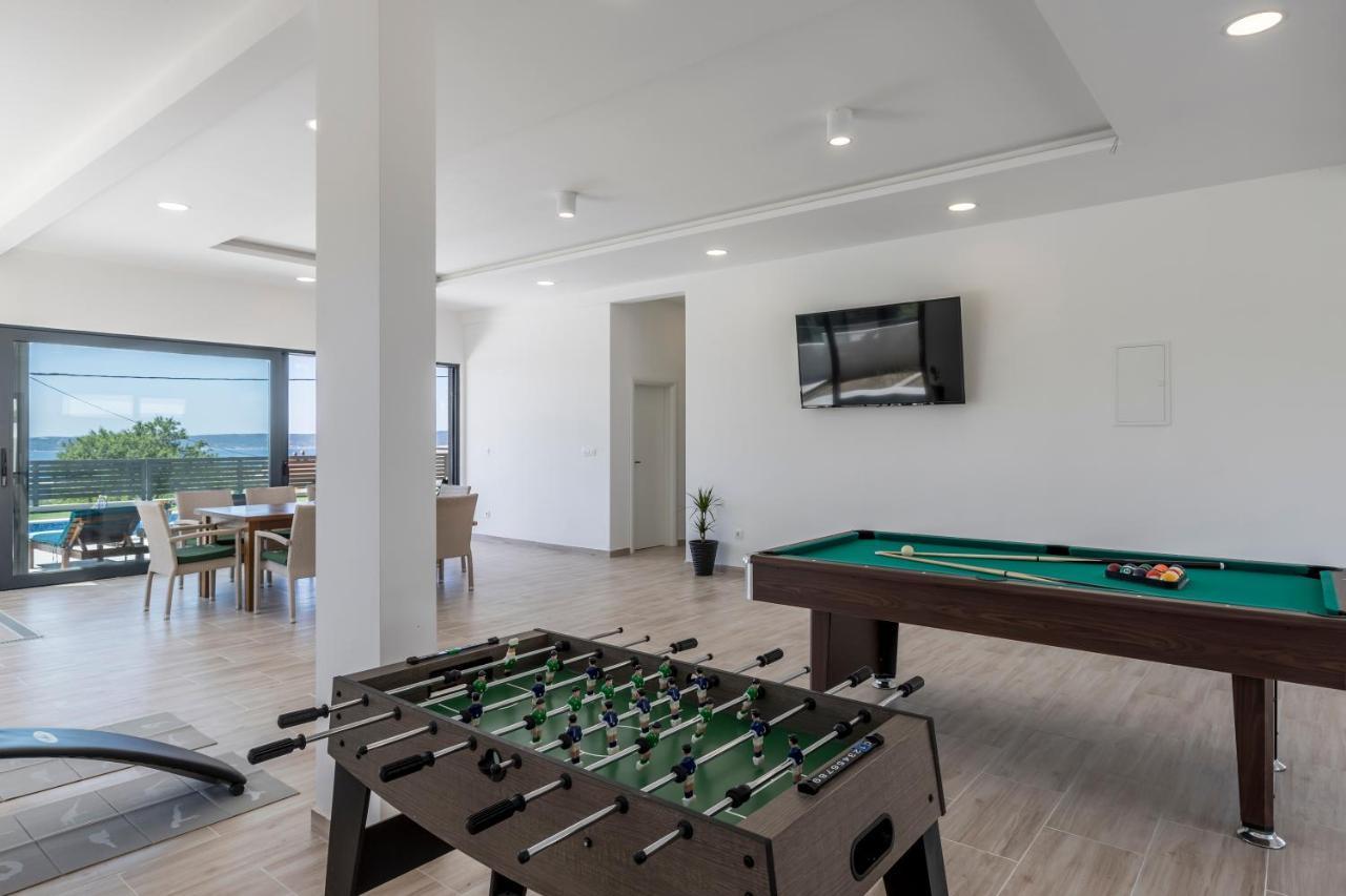 Luxury Villa La Nonna Ana - Heated Pool, Sea View, Near Split Kastela Exterior photo