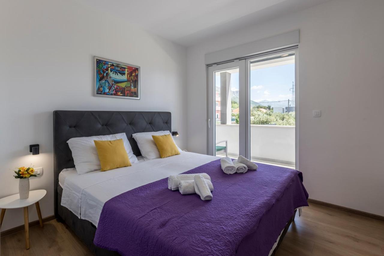 Luxury Villa La Nonna Ana - Heated Pool, Sea View, Near Split Kastela Exterior photo