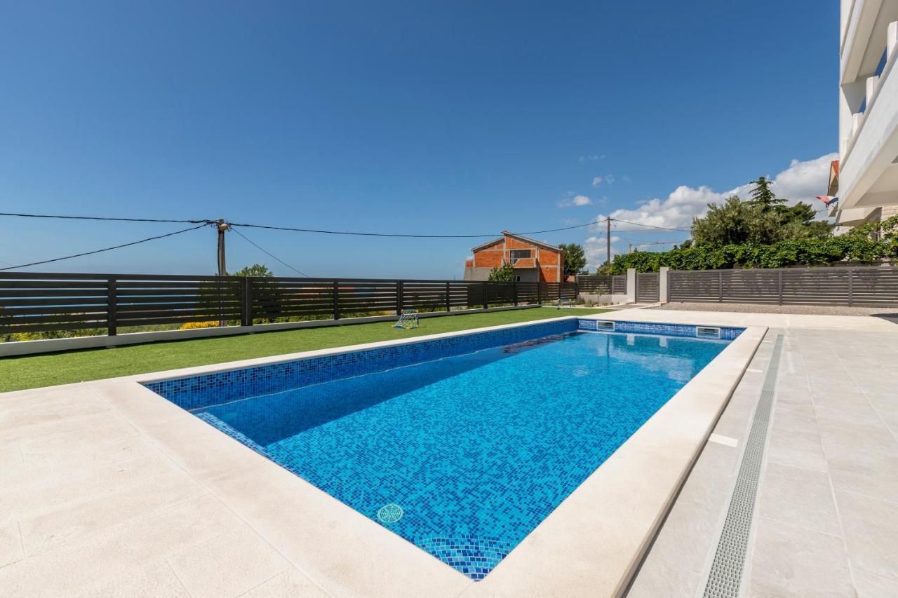 Luxury Villa La Nonna Ana - Heated Pool, Sea View, Near Split Kastela Exterior photo