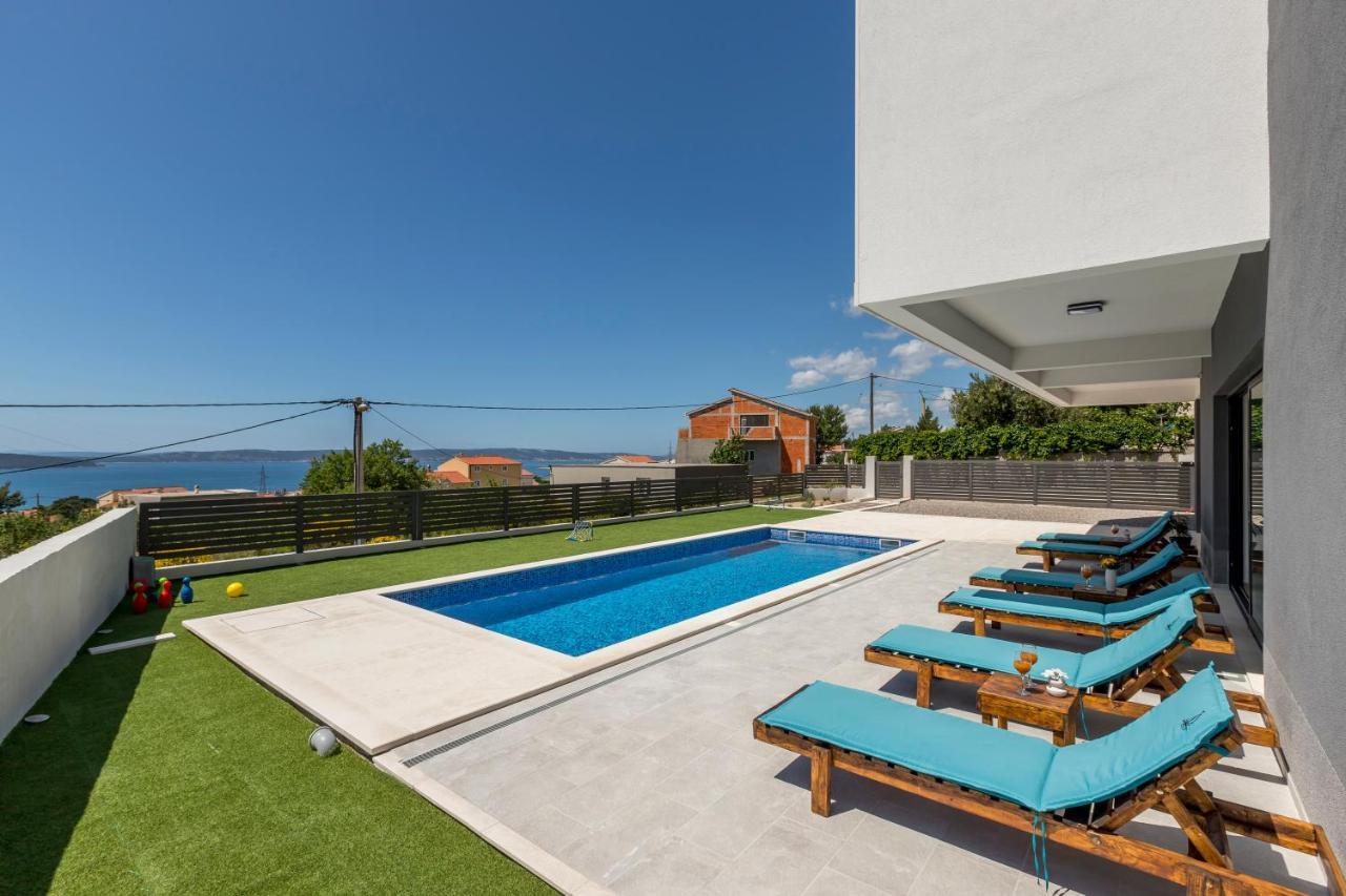 Luxury Villa La Nonna Ana - Heated Pool, Sea View, Near Split Kastela Exterior photo